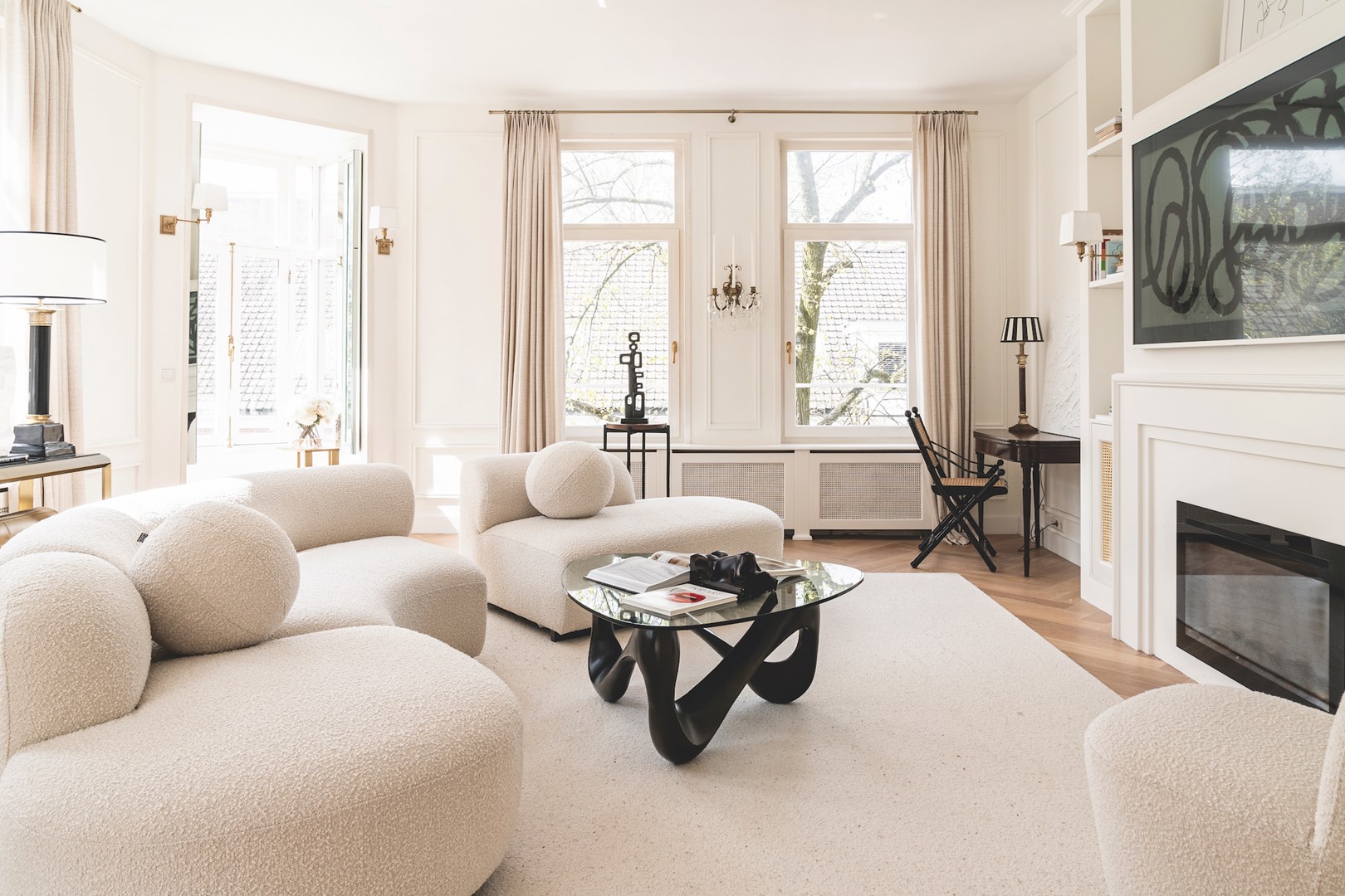 Bezienswaardigheden bekijken Kardinaal Vertolking Bekijk nu: Luxe appartement te koop in Amsterdam-Zuid