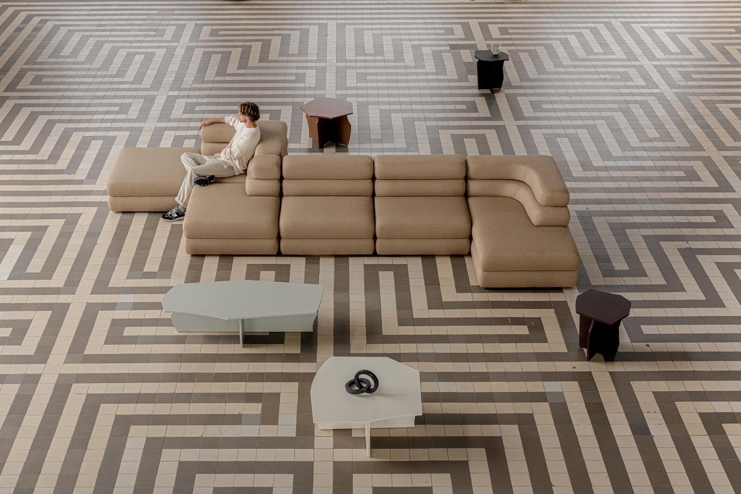 De Layer Sofa uit de Statement Collection. 