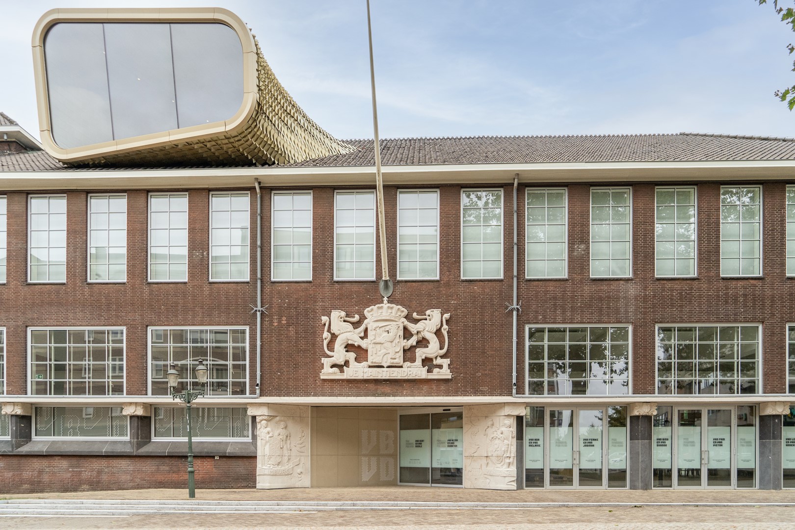 Het gebouw van Museum van Dommel van Dam in Venlo.