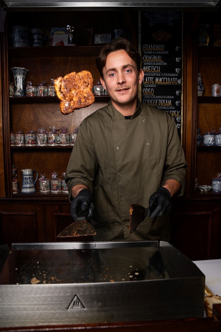Bij de bakkerij haal je wentelteefjes. Fotografie: Denise Valk.