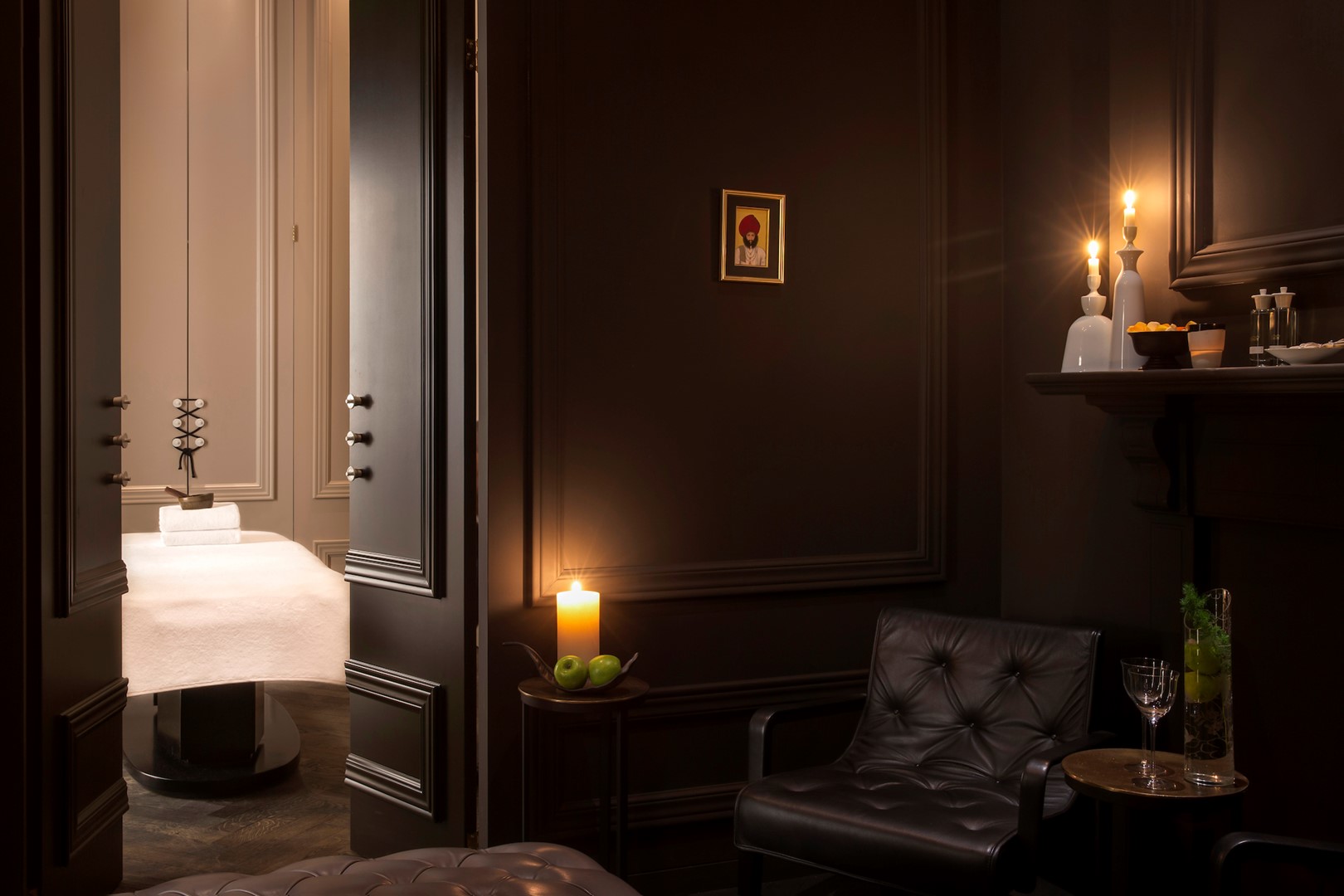 Bij Retreat in Rotterdam kiezen ze voor donkere kleuren. 