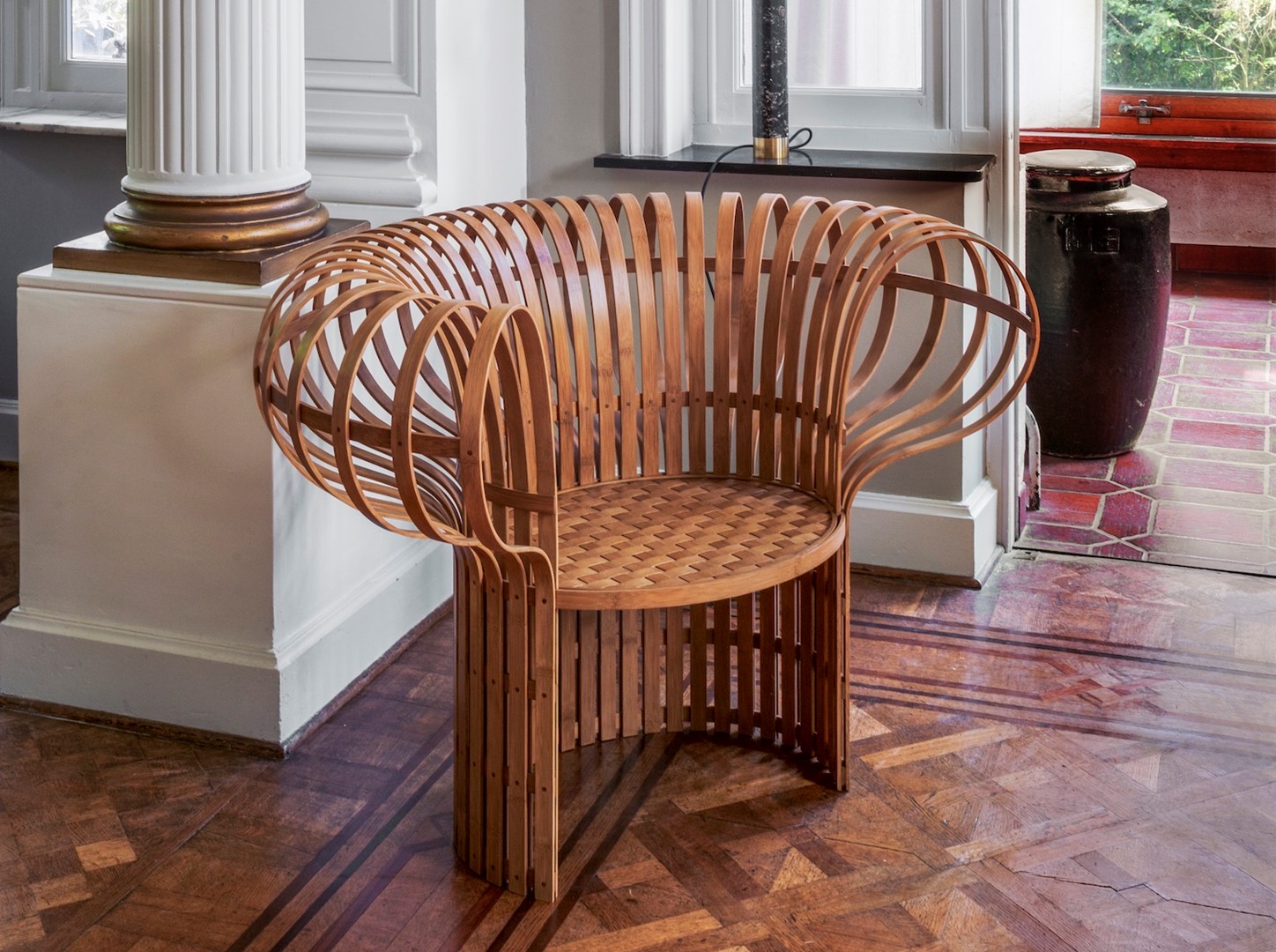 Deze stoelen van rotan, en hout perfect voor in je woonkamer