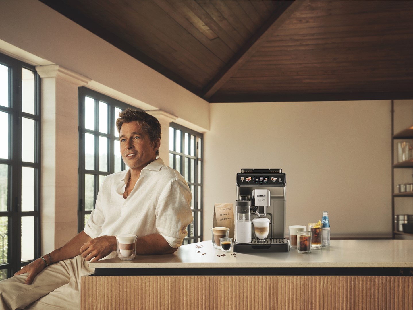 Brad Pitt is sinds 2021 Brand Ambassador van De’Longhi. Fotografie: De’Longhi