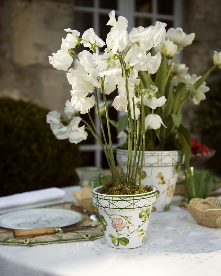 Cordelia de Castellane met de Lucky Milly-collectie van Dior Maison.