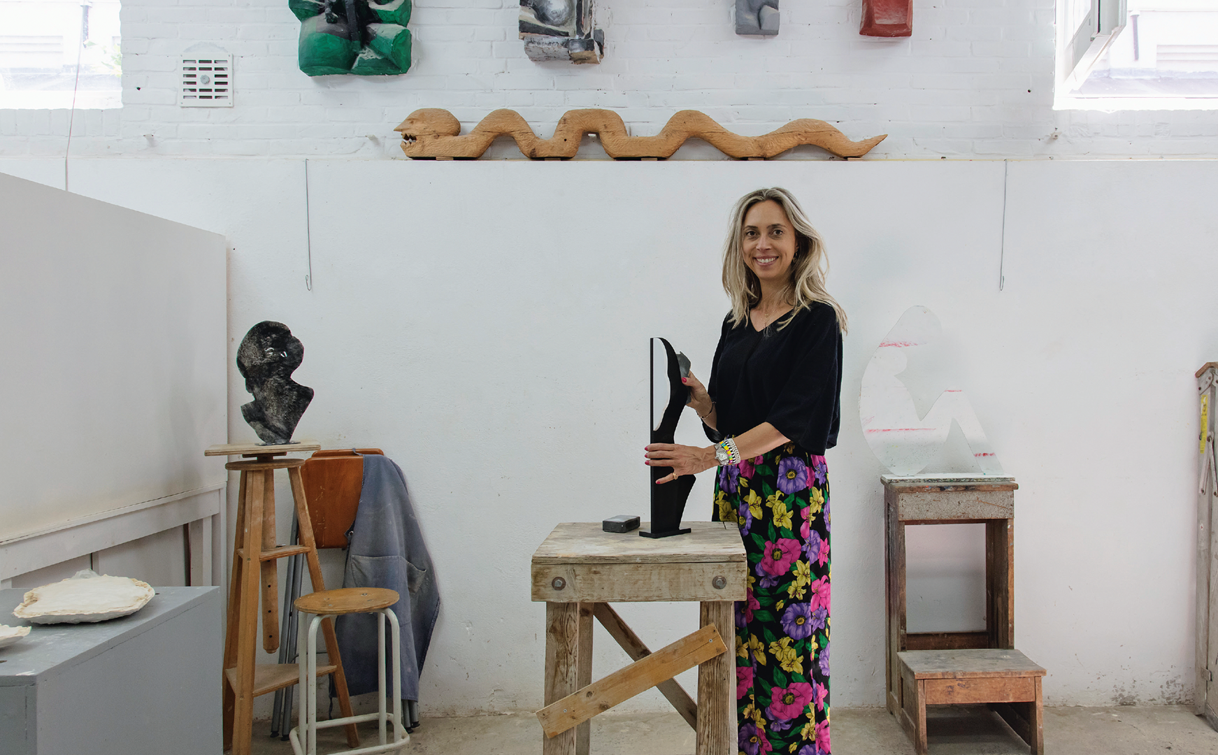 Anna den Drijver in haar atelier in Amsterdam.