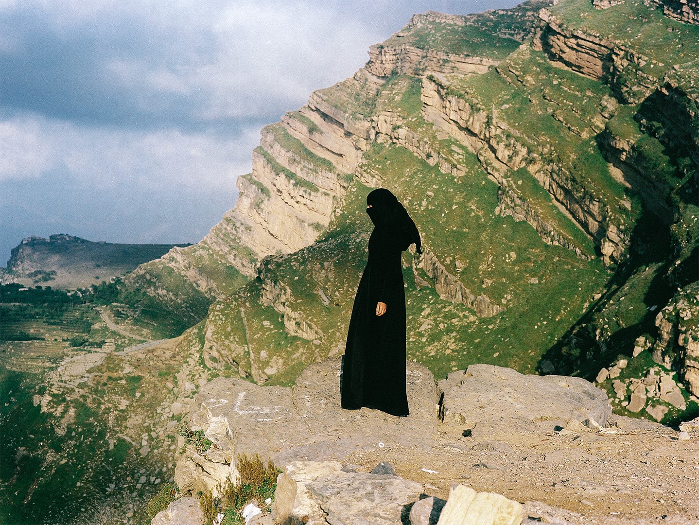 Northern Yemen I, 2013 uit de serie Northern Yemen (2013–2014) Fotografie: Yumna Al-Arashi