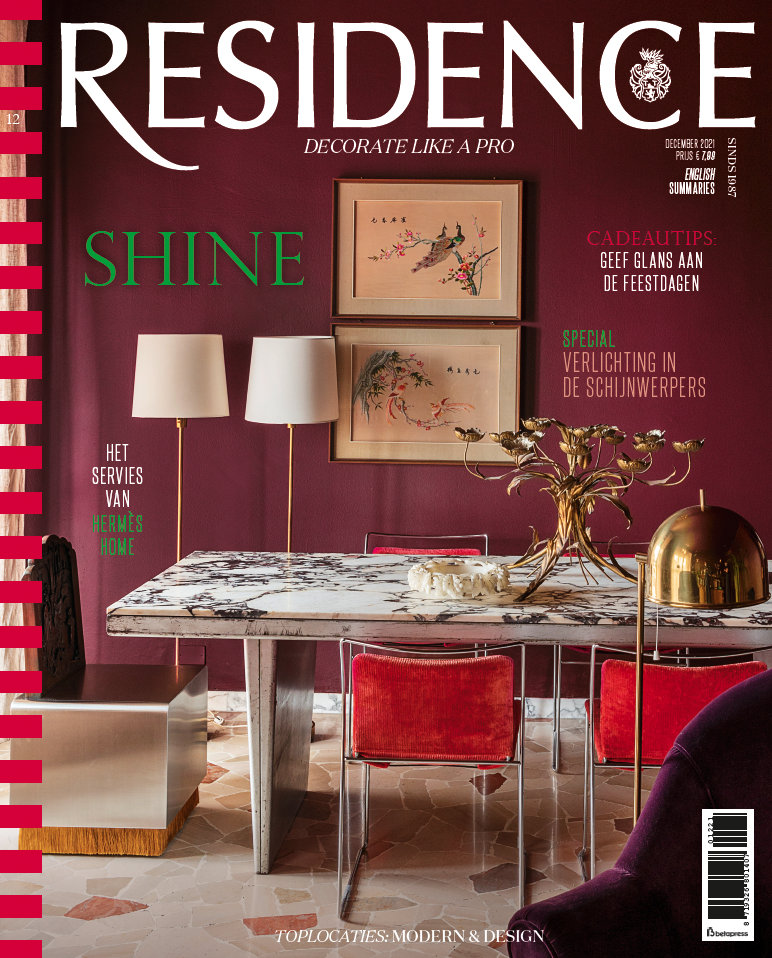 De nieuwste Residence ligt vanaf donderdag in de winkel en is vanaf nu te koop in de online shop. Met dit keer verlichting in de schijnwerpers. 