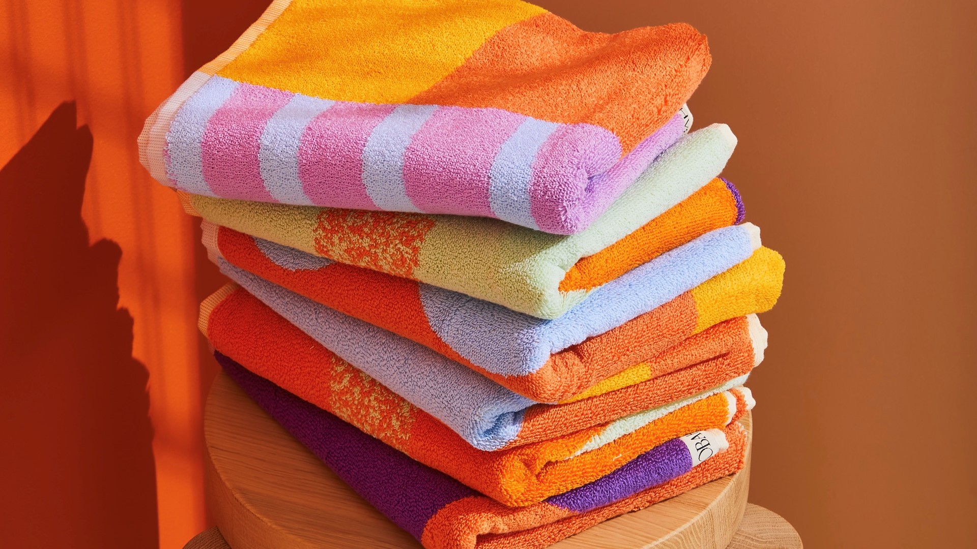 Kleurrijke handdoeken van Alex Proba