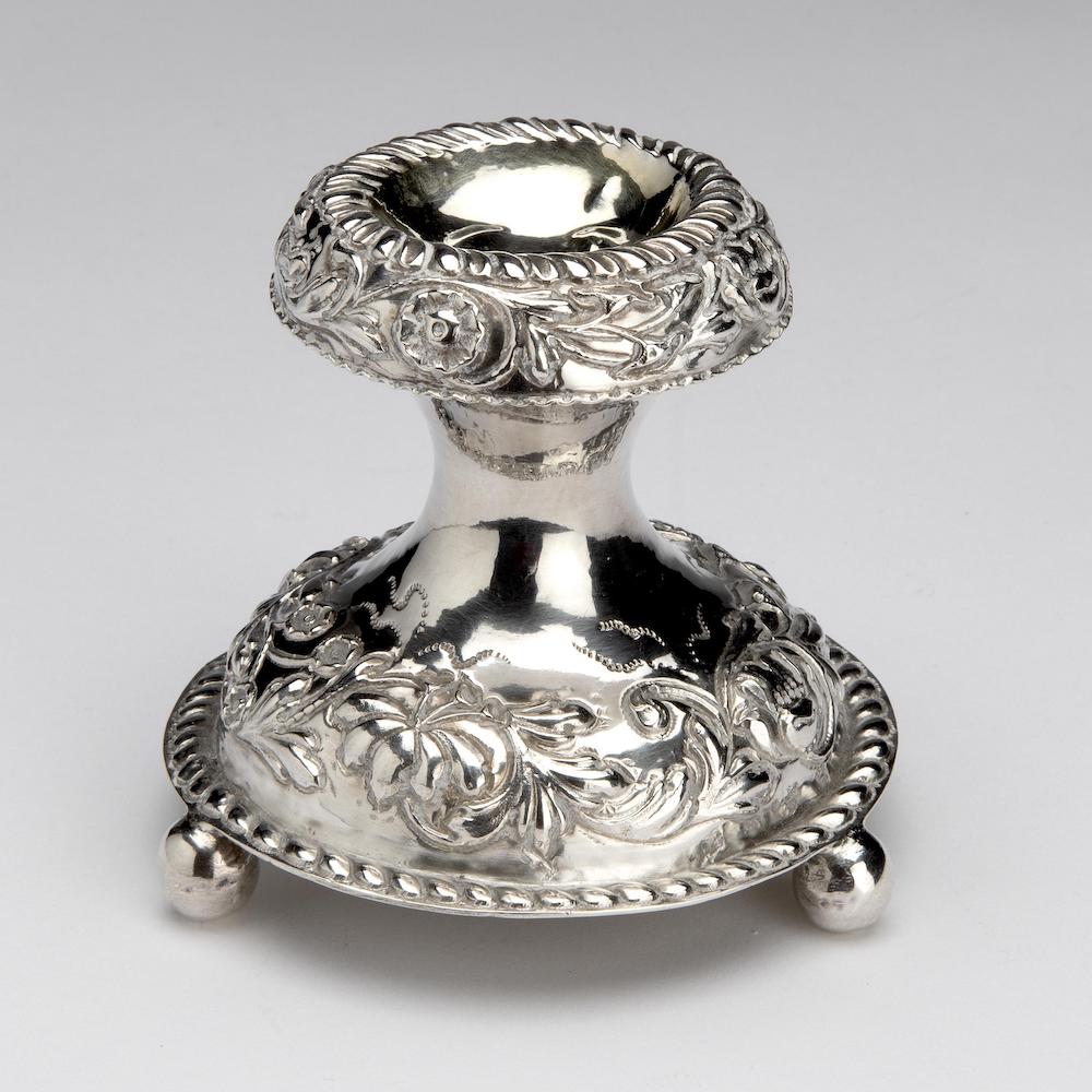 zilveren zoutvat gemaakt door Abraham Marshoorn