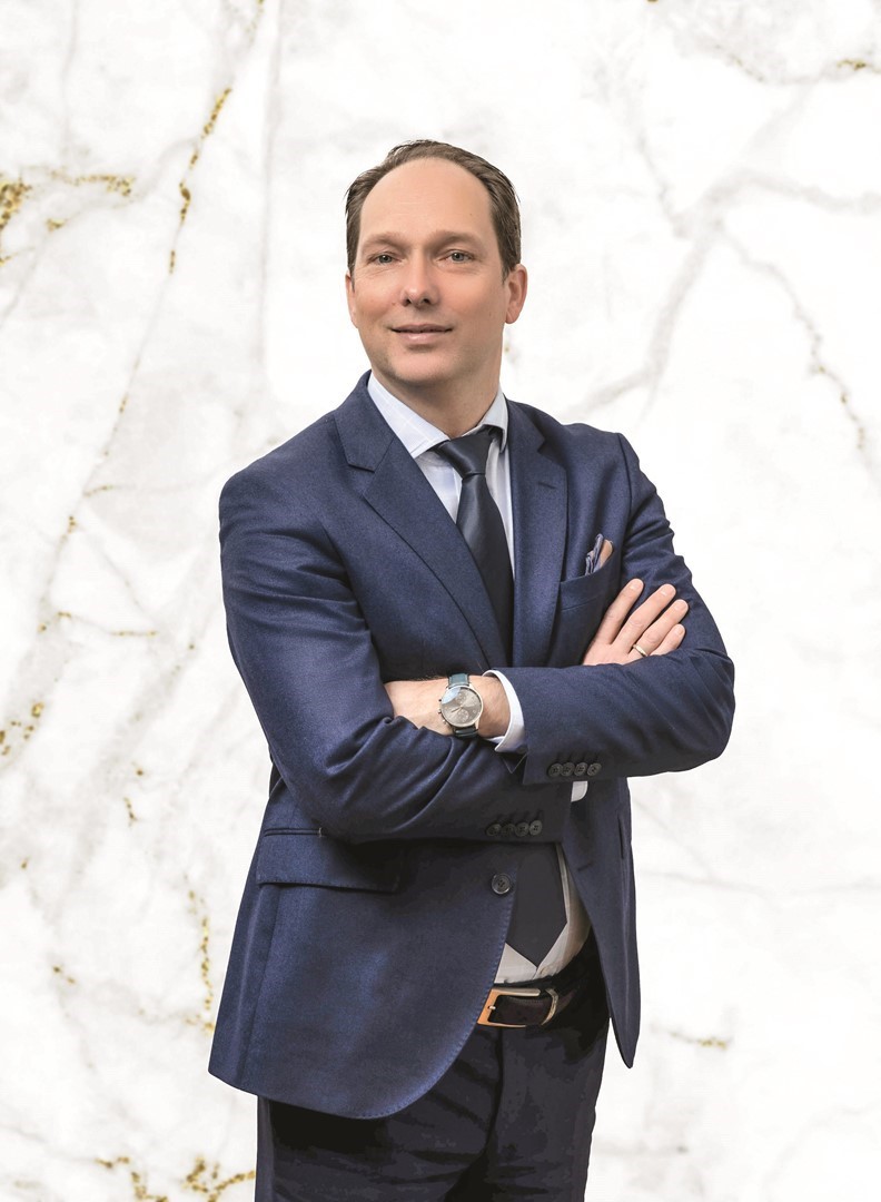 Mr. Jeel A. Heule RM TM. Fotografie: Mar. J. Heule Makelaardij