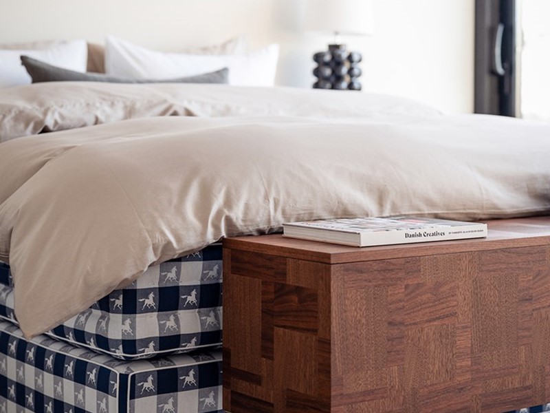 Het drēmər bed van Hästens. 180 x 210 cm, € 73.780. Fotografie: Hästens