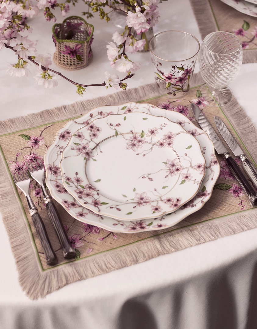 Dior Maison Les Cerisiers-collectie. Fotografie: Valentin Abad