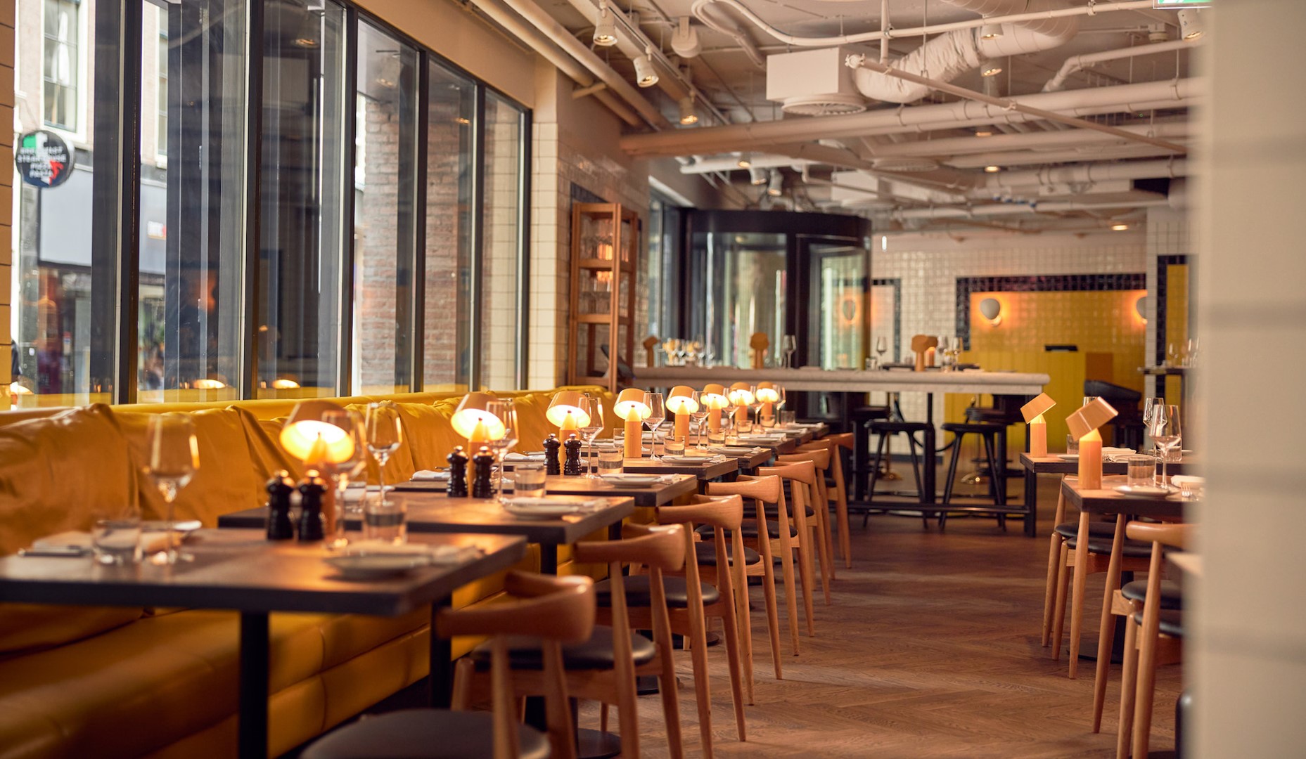 Jacu Strauss was verantwoordelijk voor de inrichting van restaurant Celia. 