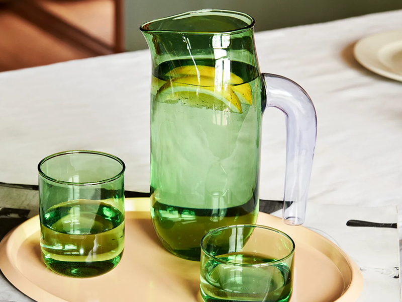 De kleurrijke collectie van HAY.