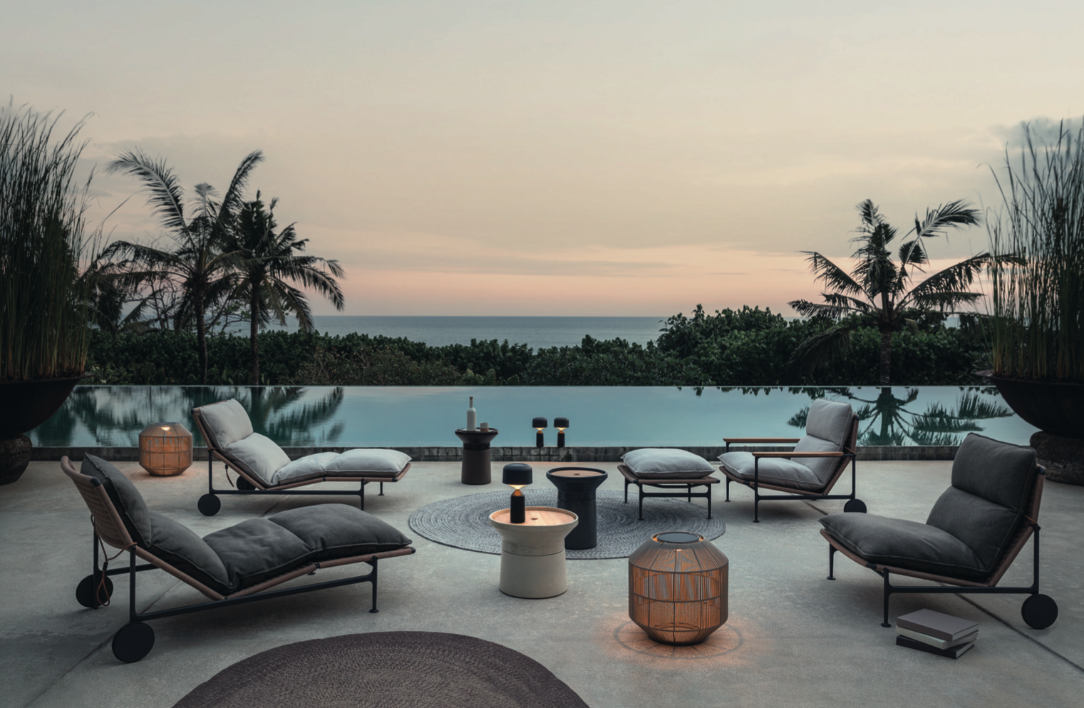 De collectie van Van Haneghem bevat alles om jouw terras of tuin tot een waar paradijs te maken.